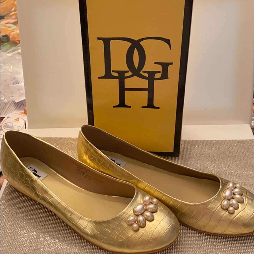 DGH hold flat ballerina shoes size 11